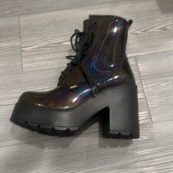 Brand new in box. ROC Boots Mascot Oil Spill - Picture 3 of 9